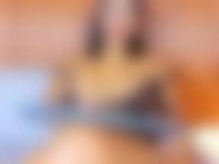 Madison MILF webcam performer live streaming