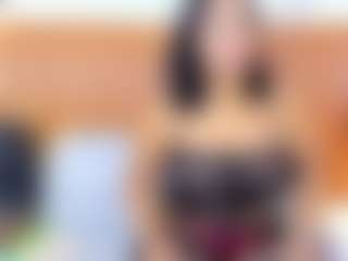 Madison MILF webcam performer live streaming