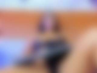 Live cam show with Madison - Blue Eyes on SpankPalCams