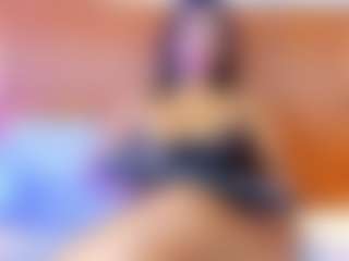 Live cam show with Madison - Asshole on AdultVida.com