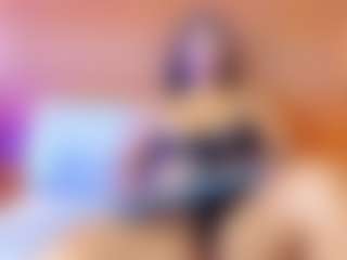 Live cam show with Madison - Public on Soda Cam