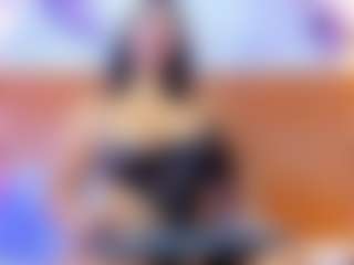 Madison MILF webcam performer live streaming