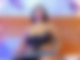 Live cam show with Madison - Amateur Mature on Mixed Magazine Live