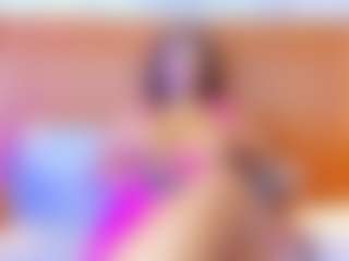 Live cam show with Madison - Amateur Big Tits on Milfs Live