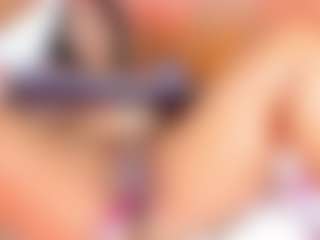 Live cam show with Madison - Public Mature on Cam Slut