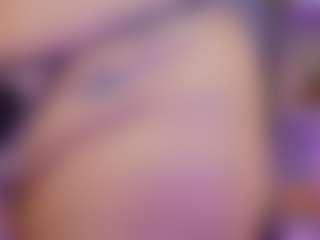 Live cam show with Madison - Nipple Piercings on Camsoda
