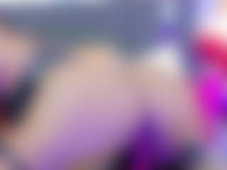 Live cam show with Madison - Fingers on livesuperchat.net