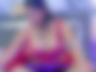 Live cam show with Madison - Brown Eyes MILF on Gym Cam Girls