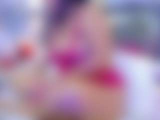 Live cam show with Madison - Brown Eyes MILF on Camsoda