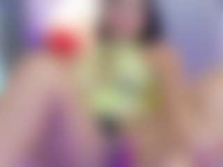 Live cam show with Madison - Drinking on sexylivex.com