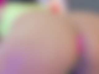 Live cam show with Madison - Sexy on camgirlchat.live