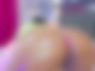 Live cam show with Madison - Dildo Mature on camgirlchat.live