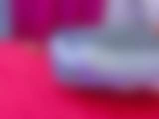 Live cam show with Madison - Mature MILF on Stripli.com