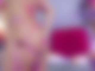 Live cam show with Madison - Public on Camsoda