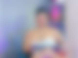Madison MILF webcam performer live streaming