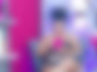 Madi MILF webcam performer live streaming