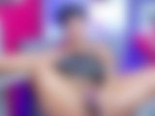 Live cam show with Madi - Sexwebcam Mature on intimatelivegirls.com