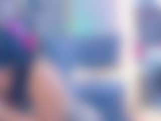 Live cam show with Madi - BBW Young Adult on Camsoda