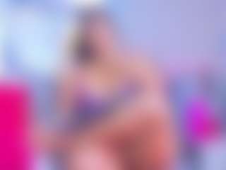 Madi's Live Sex Cam Show