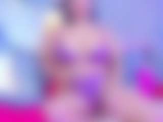 Live cam show with Madi - Hairy Pussy MILF on Soda Cam