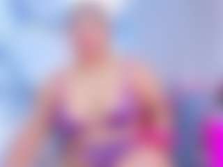 Madi's Live Sex Cam Show