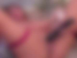 Live cam show with Steffany Beck - Lesbian on Instabang