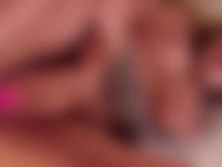 Live cam show with Steffany Beck - Orgasm on Milf Play