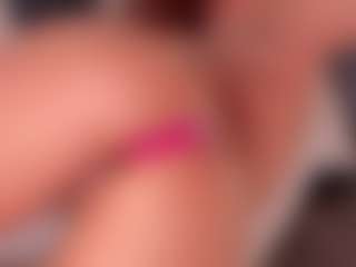 Live cam show with Steffany Beck - Curvy on SpunkLive