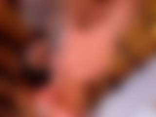 Live cam show with Steffany Beck - Blonde Hair on CamClone