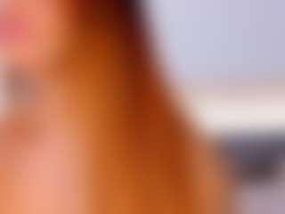 Live cam show with Steffany Beck - Brown Eyes on CamwithHer