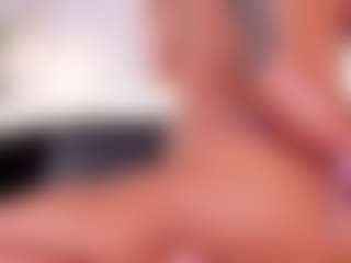 Live cam show with Steffany Beck - Blonde Hair Amateur on liverealitysex.com