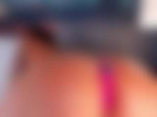 Live cam show with Steffany Beck - College Big Tits on Camsoda