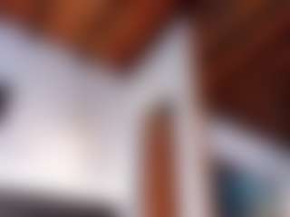 Live cam show with Steffany Beck - Shaved Pussy on Camsoda