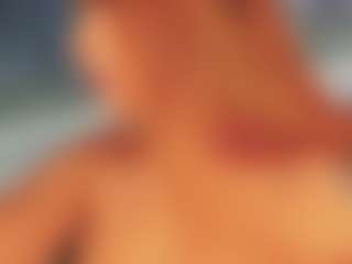 Live cam show with Steffany Beck - Brown Eyes on SmokeAndPoke
