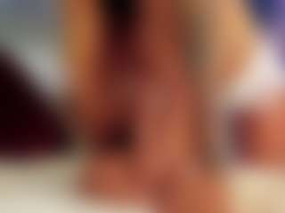 Spettacolo in cam dal vivo con Steffany Beck - BBW College su Camsoda