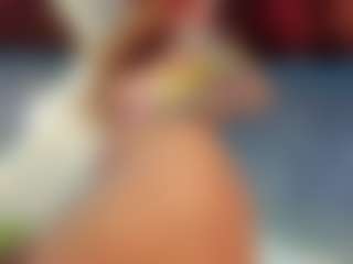 Live cam show with Steffany Beck - Curvy Young Adult on Camsoda