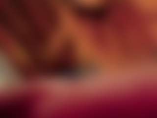 Live cam show with Steffany Beck - Brown Eyes Blonde Hair on hornycams.live