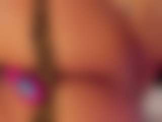 Live cam show with Steffany Beck - Latina Teen (18+) on Mixed Magazine Live | colombia