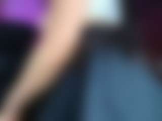 Live cam show with Tifanny Sexy Doll - Striptease on LiveSexCams6