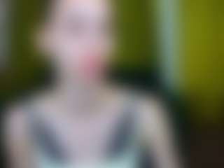 EmmiGreen's Live Sex Cam Show
