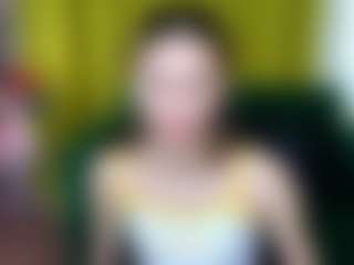 EmmiGreen's Live Sex Cam Show