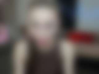 EmmiGreen's Live Sex Cam Show
