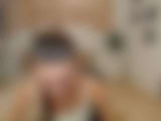 EmmiGreen's Live Sex Cam Show