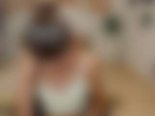 EmmiGreen's Live Sex Cam Show