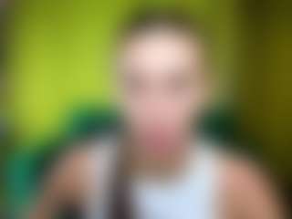 EmmiGreen's Live Sex Cam Show