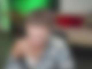 EmmiGreen's Live Sex Cam Show