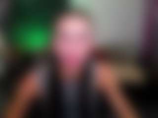 EmmiGreen's Live Sex Cam Show