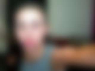 EmmiGreen's Live Sex Cam Show