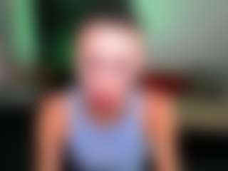 EmmiGreen's Live Sex Cam Show
