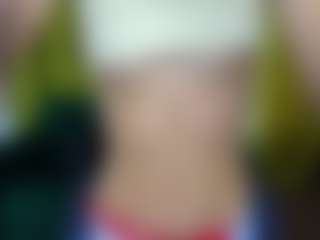 EmmiGreen's Live Sex Cam Show